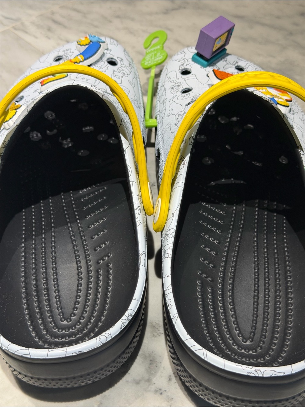 CROCS Clogs with Yellow Straps and Colorful Charms mens 9 women’s 11 - Picture 7 of 8